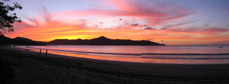 Pano29 - Brasilito - Coucher de Soleil rouge.jpg