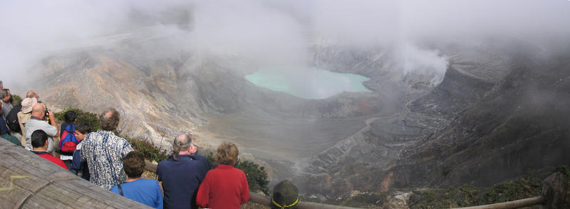 Pano06 - Volcan Poas.jpg