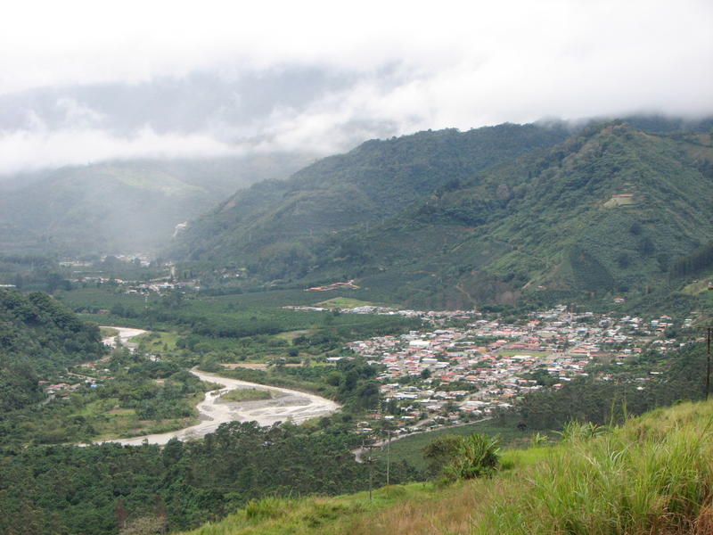 047 - Valle Orosi et Rio Las Perlas.jpg