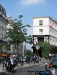 2369 - Montmartre - Boulevard des Abbesses.JPG