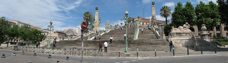 Marseille - Escalier gare Saint-Charles - Pano.jpg