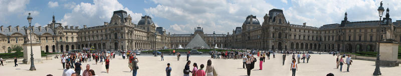 Paris - Le Louvre - Pano 2.jpg