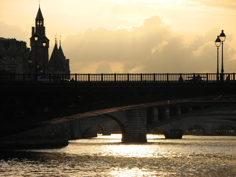 1943 - Paris - Promenade sur la Seine.JPG