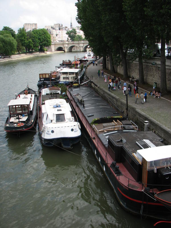 2069 - Paris - Bords de Seine.JPG