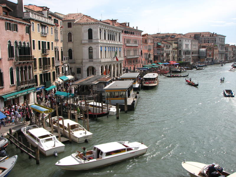 3697 - Venise - Abords du Grand Canal.JPG